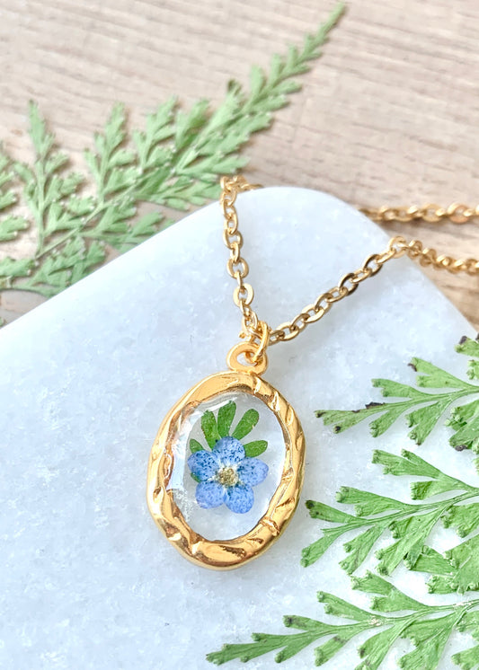 Mini Hammered Oval Necklace Gold & Forget Me Not ~ 1
